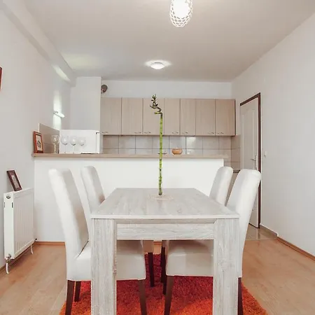 Modern Terrace 아파트 *